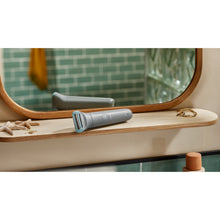 Load image into Gallery viewer, Philips Body Groomer Series 3000 BG3480/15 - lifestyle