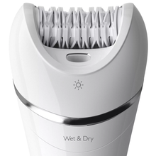 Load image into Gallery viewer, Philips Epilator Series 8000 Wet & Dry 2 BRE700/00 - Get a Cut NZ