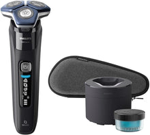 Load image into Gallery viewer, Philips 7000 series Wet & Dry electric shaver with SkinIQ S7886/50 - Get a Cut NZ