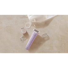 Load image into Gallery viewer, Philips Lady Shaver Series 6000 Wet &amp; Dry with 4 Attachments BRL138/00 - lifestyle
