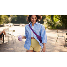 Load image into Gallery viewer, Philips Epilator Series 2000 Corded BRE228/00 - lifestyle
