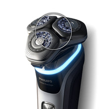 Load image into Gallery viewer, Philips Shaver Series i9000 Prestige Wet &amp; Dry with SkinIQ XP9205/05 - alternative view
