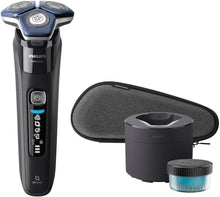 Load image into Gallery viewer, Philips 7000 series Wet &amp; Dry electric shaver with SkinIQ S7886/50 - Get a Cut NZ
