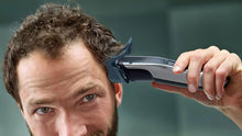 Load image into Gallery viewer, Philips Beard trimmer BT5522/15 - Get a Cut NZ
