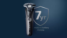 Load image into Gallery viewer, Philips Wet &amp; Dry electric shaver S5880/20 - Get a Cut NZ

